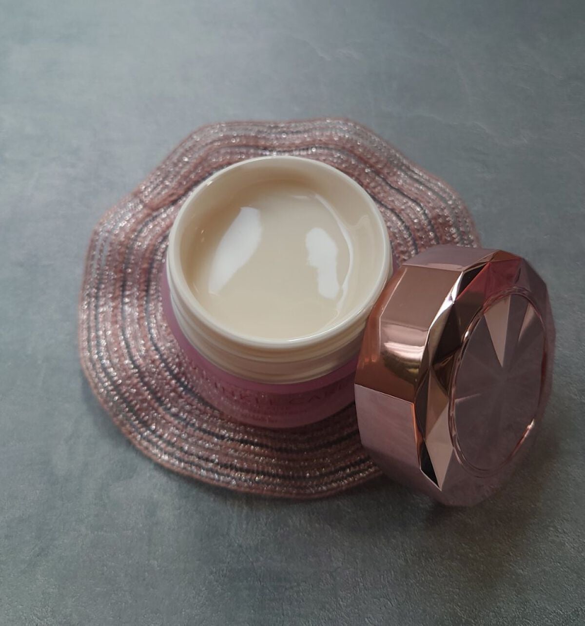 sparkle_sounds_vuk3 on LIPS 「グレイスワンリンクルケアホワイトモイストジェルクリーム【医薬部..」(4枚目)