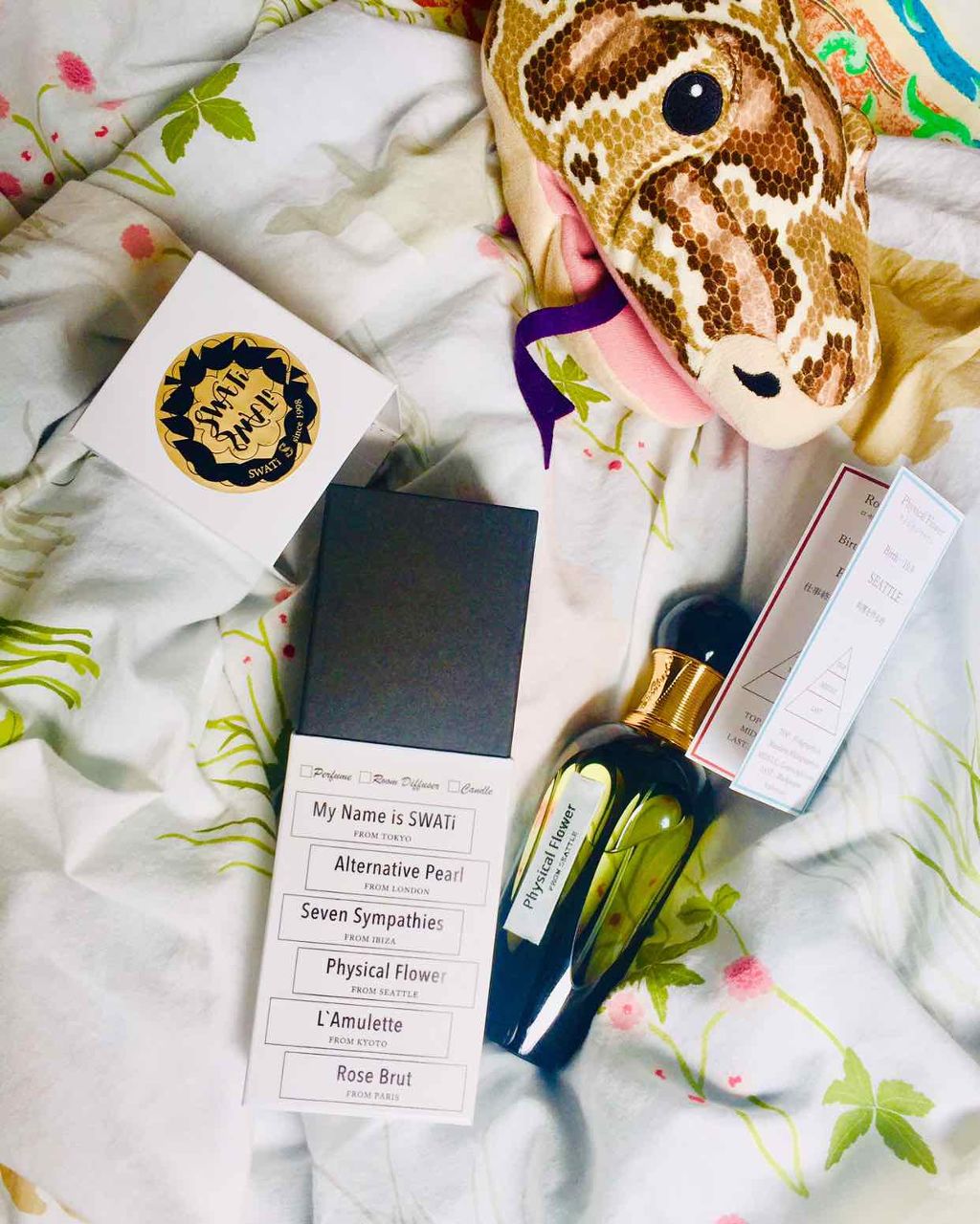 SWATi MARBLe 6 actresses perfume