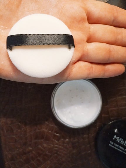 mcgroupakiko on LIPS 「どんなにその方が、素敵でもお顔ギトギト、テカテカですと一呼吸置..」(4枚目)