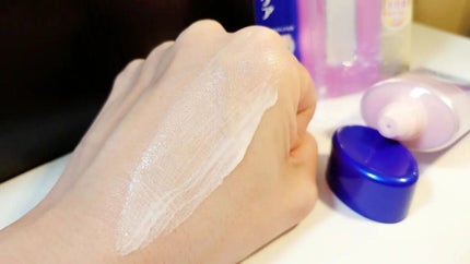 ニベアUV ディープ プロテクト&ケア トーンアップ エッセンス/ニベア/日焼け止めローションを使ったクチコミ(4枚目)