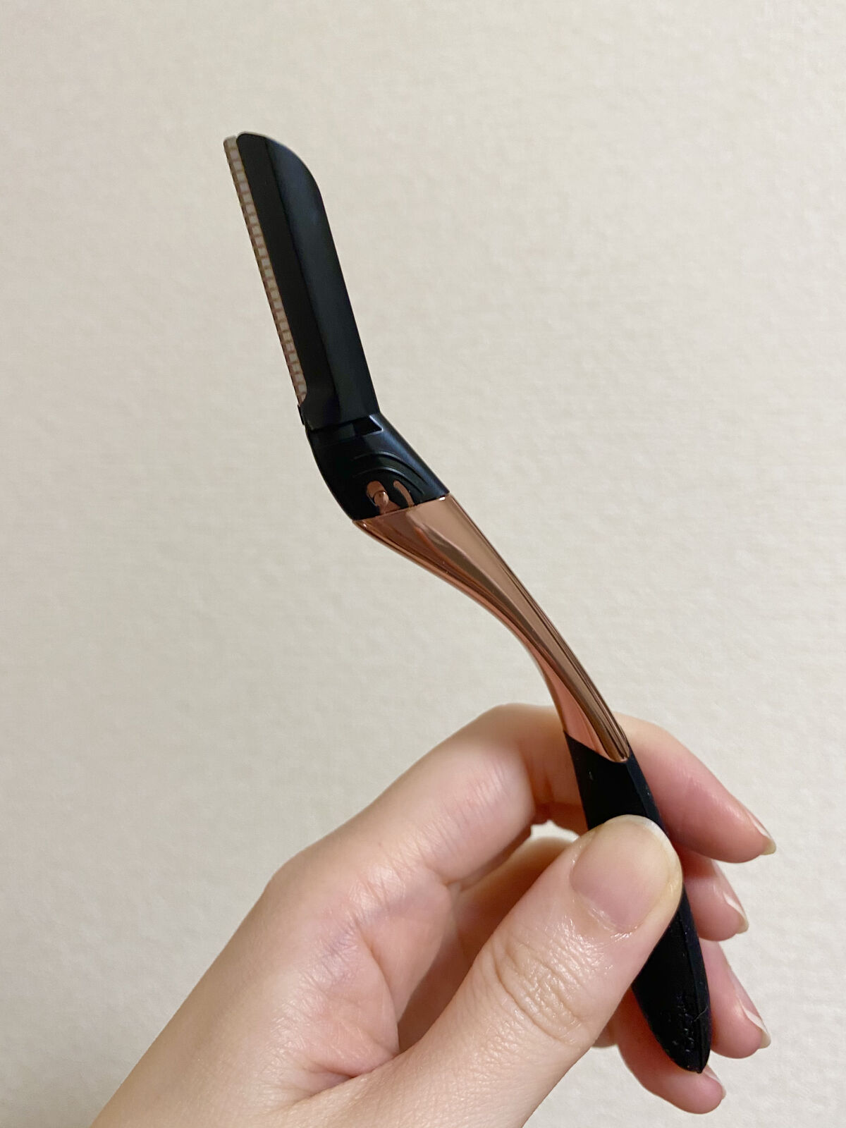 サロンプラス トーンアップ フェイススムーサー ホルダー（刃付き）/サロンプラス/シェーバーを使ったクチコミ（2枚目）