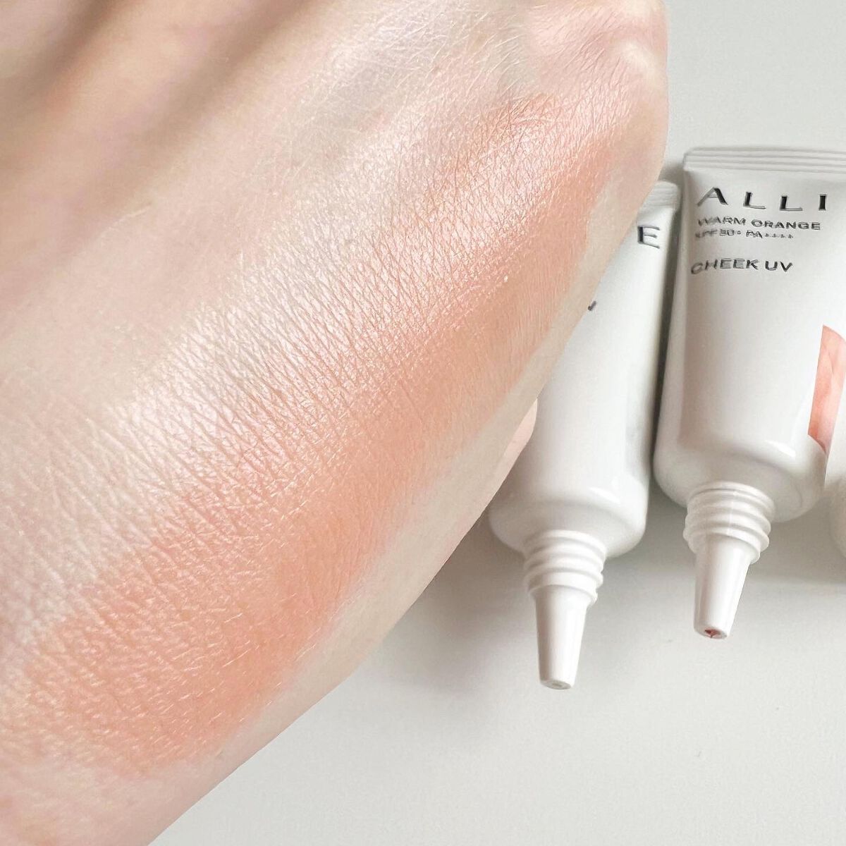 クロノビューティ カラーオンUV/アリィー/日焼け止めクリームを使ったクチコミ（3枚目）