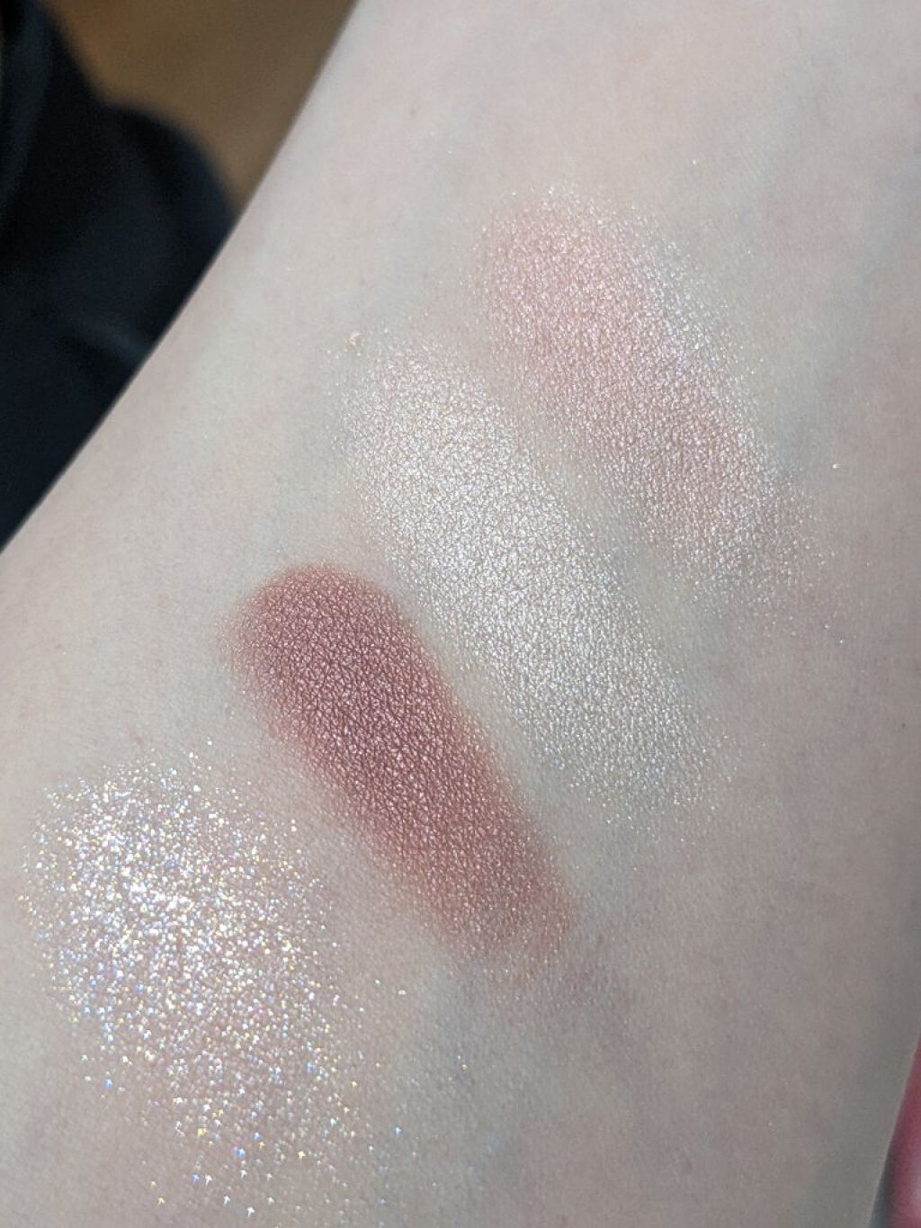  グラム アイ シャドウ ハニーピンク(HONEY PINK)/U/CHOO/アイシャドウパレットを使ったクチコミ（2枚目）