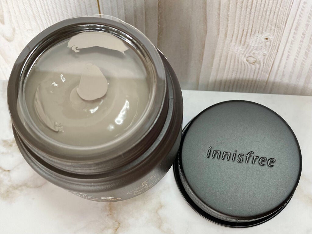 スーパーヴォルカニック ポア クレイマスク/innisfree/洗い流すパック・マスクを使ったクチコミ(2枚目)