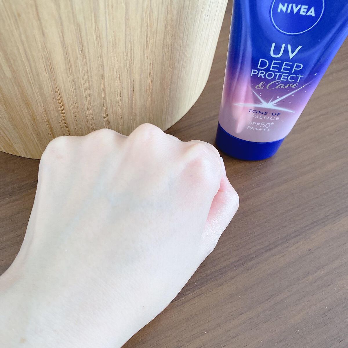 ニベアUV ディープ プロテクト＆ケア トーンアップ エッセンス/ニベア/日焼け止めローションを使ったクチコミ（3枚目）