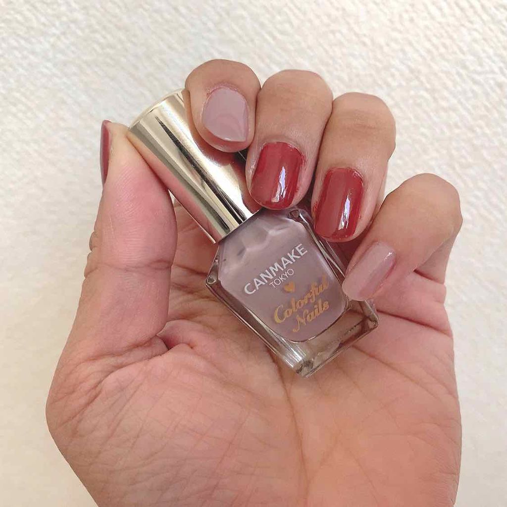 カラフルネイルズ/キャンメイク/マニキュアを使ったクチコミ（2枚目）