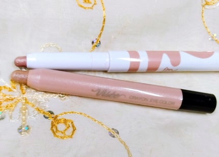 クレヨン アイカラー BE-1 ピンクベージュ/Visée/スティックアイシャドウの画像