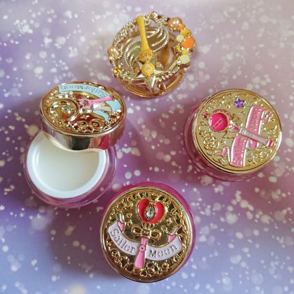 ミラクルロマンス マルチキャリーフレグランス キューティムーンロッド サボンの香りのクチコミ「本日は、セーラームーンのマルチキャリーフレグランスをご紹介します。
商品を探したら商品写真もム.....」(2枚目)