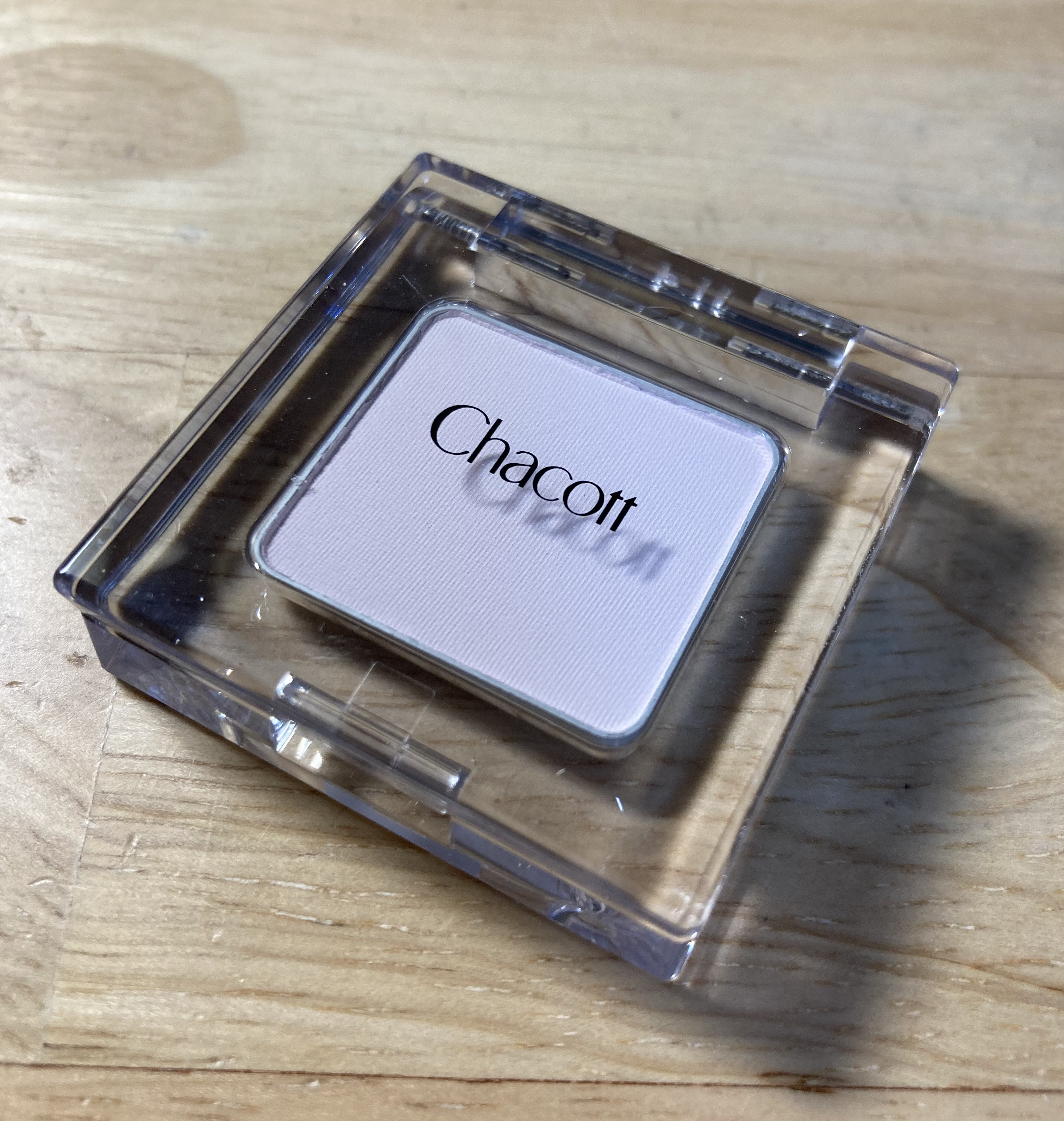 マルチカラーバリエーション マット/チャコット・コスメティクス/単色アイシャドウを使ったクチコミ（1枚目）