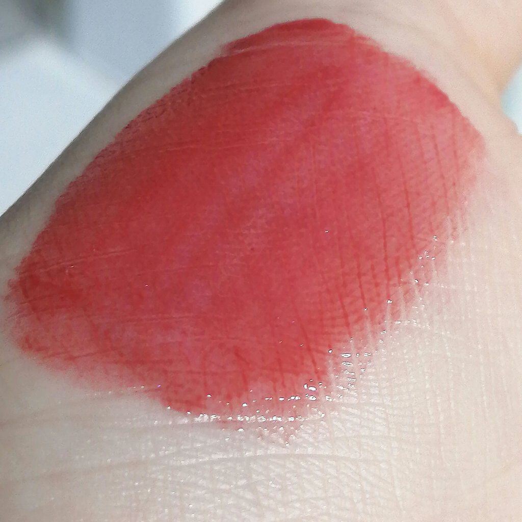 ジューシーラスティングティント/rom&nd/リップティントを使ったクチコミ（3枚目）