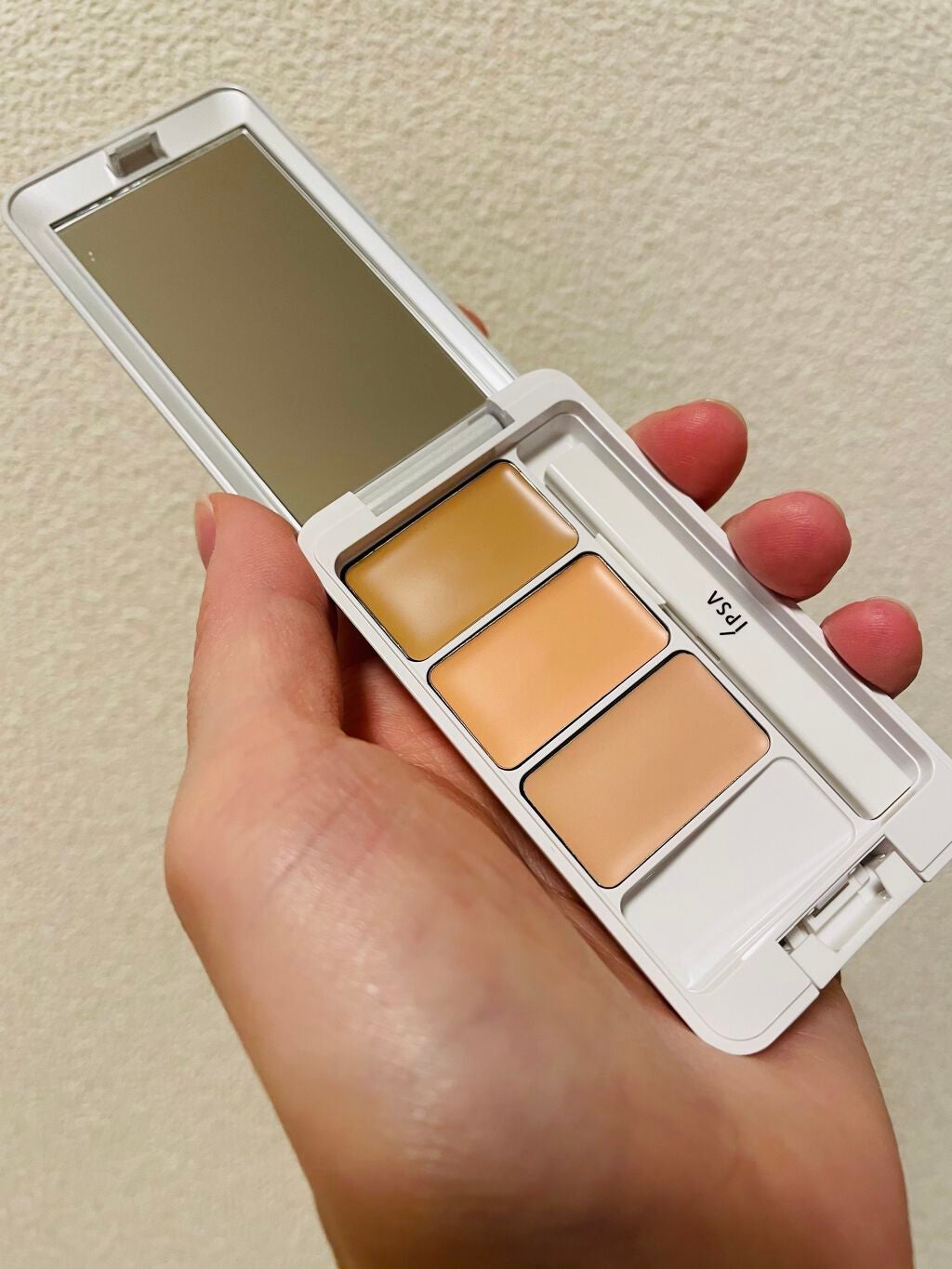 クリエイティブコンシーラーe/IPSA/パレットコンシーラーを使ったクチコミ(3枚目)