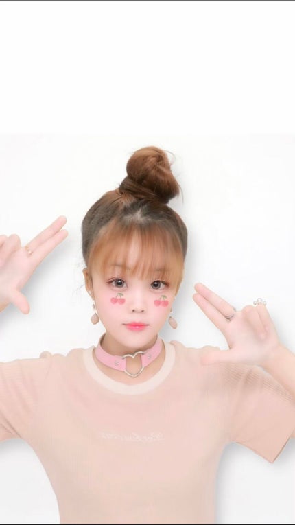 りな on LIPS 「オシャレしたいのに髪型が決まらない!そんな時に真似してみてね!..」(5枚目)