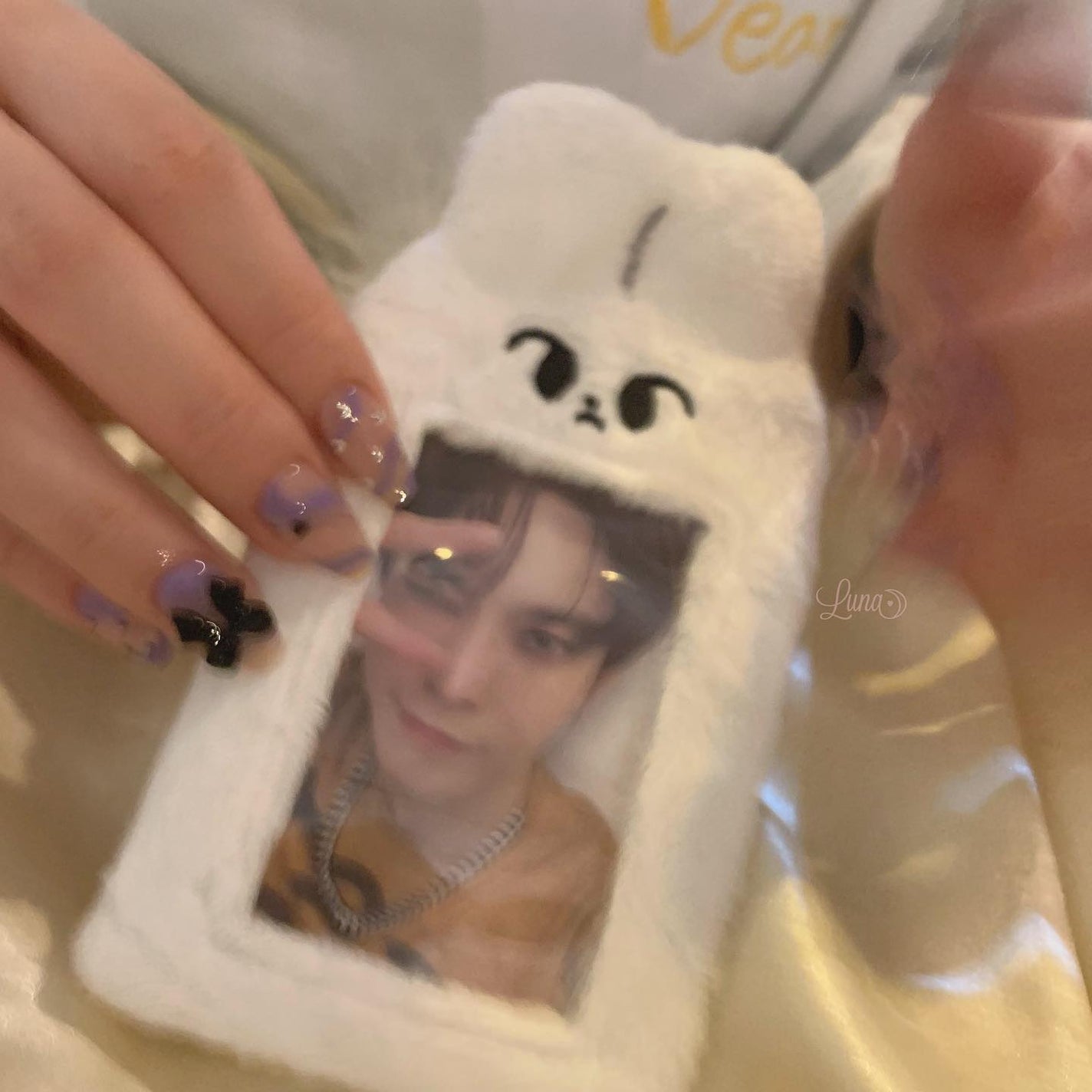 Iuna. Mizuki on LIPS 「.💜🖤#nail#nailstagram#gelnail#ジ..」(1枚目)