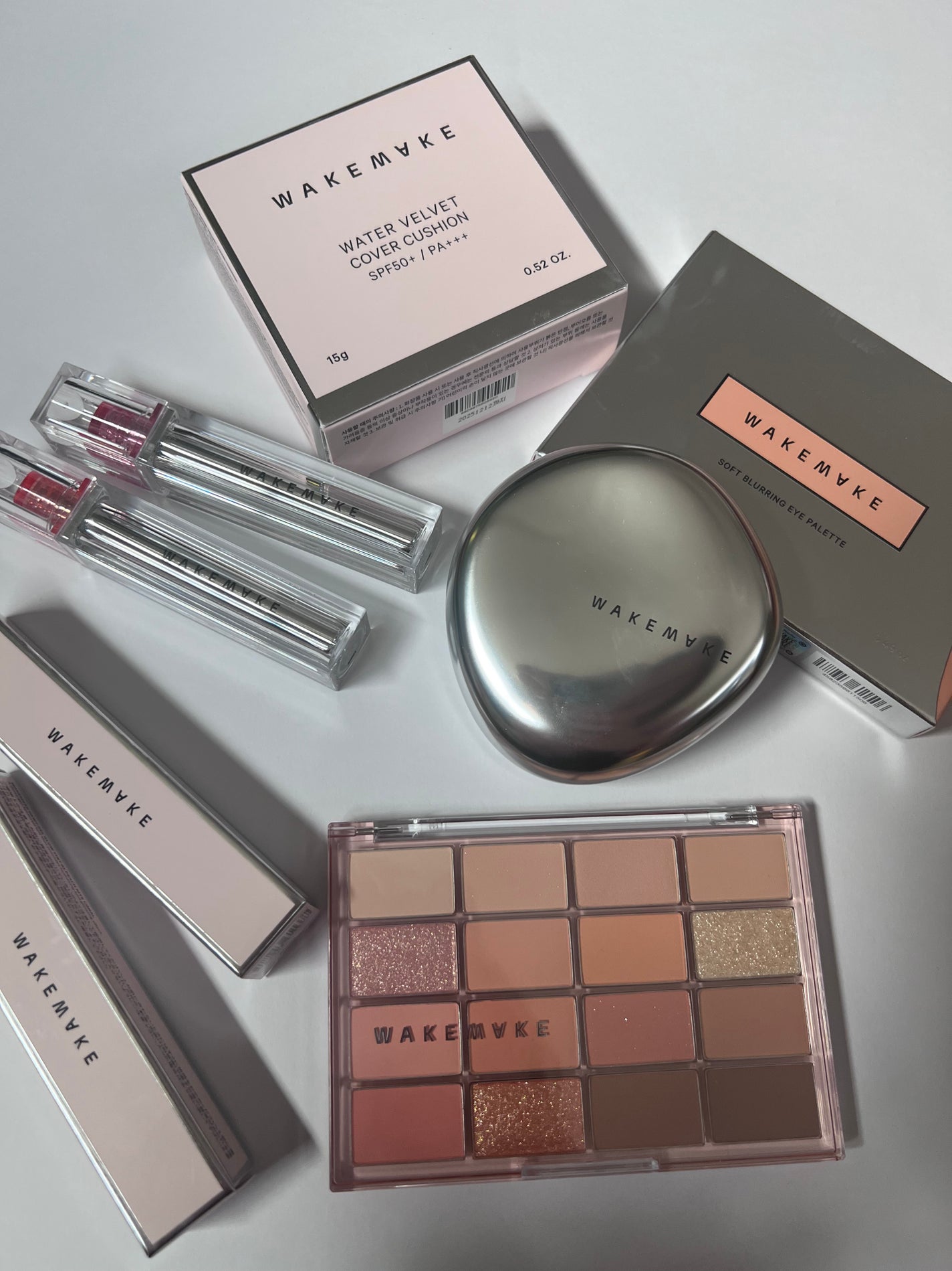 ソフトブラーリングアイパレット/wakemake/アイシャドウパレットを使ったクチコミ(1枚目)
