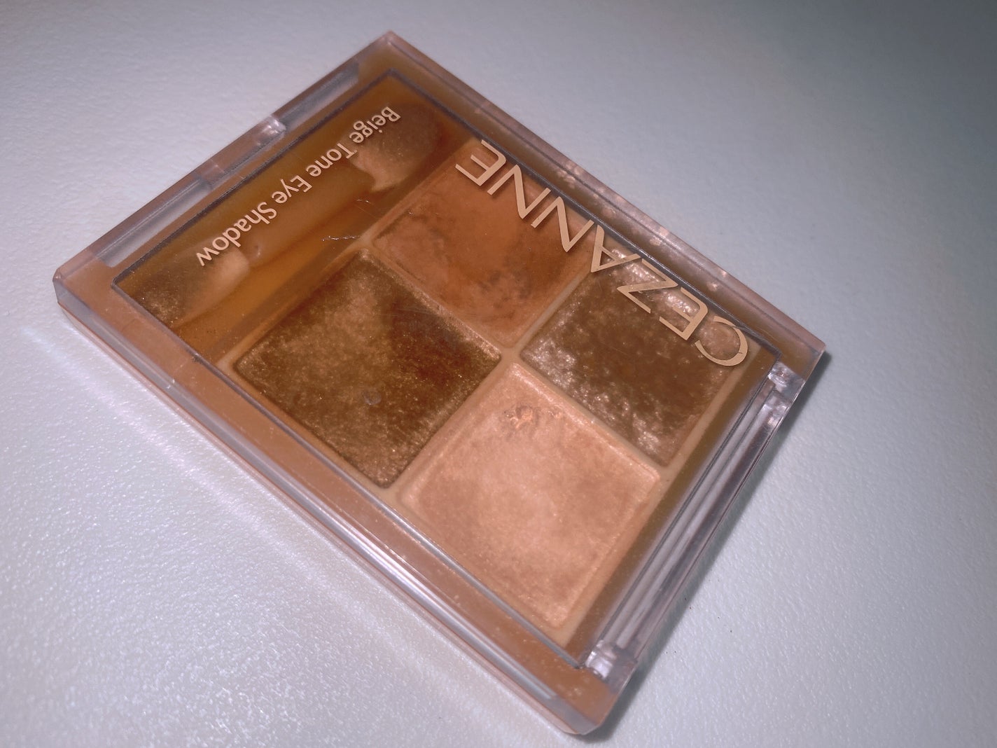 ベージュトーンアイシャドウ/CEZANNE/アイシャドウパレットを使ったクチコミ(1枚目)