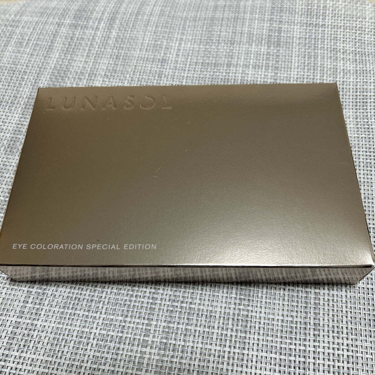 アイカラーレーション スペシャルエディション/LUNASOL/アイシャドウパレットを使ったクチコミ（1枚目）