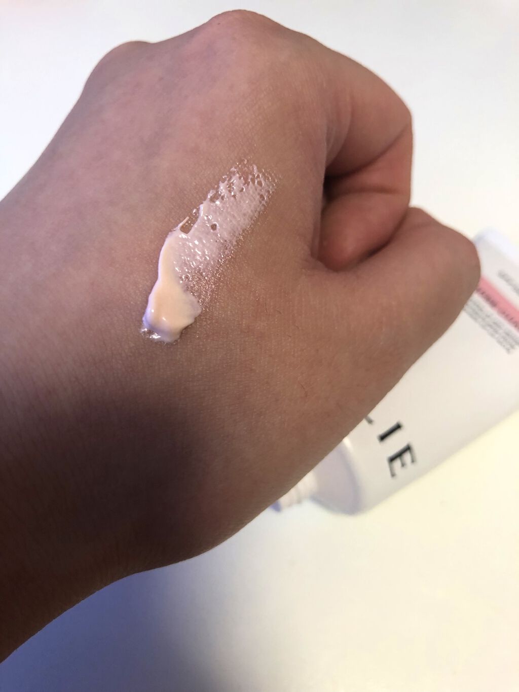 ニュアンスチェンジUV ジェル RS/アリィー/日焼け止めジェルを使ったクチコミ（2枚目）