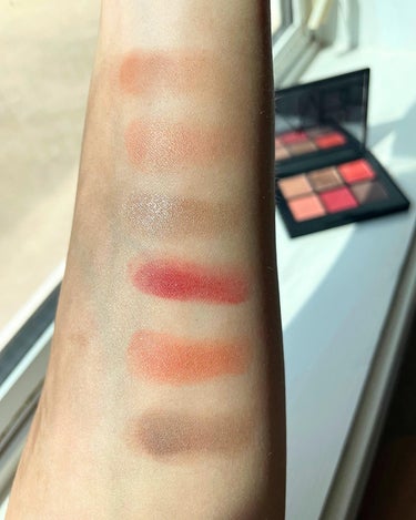 ヴォワヤジュールアイシャドウパレット 1199/NARS/アイシャドウパレットの画像