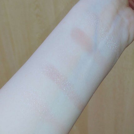 フェイス スタイリスト/SNIDEL BEAUTY/アイシャドウパレットを使ったクチコミ(3枚目)