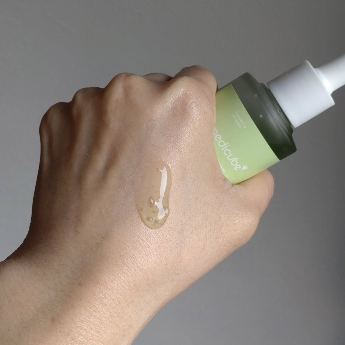 エクソソームシカ アンプル/MEDICUBE/美容液を使ったクチコミ（3枚目）