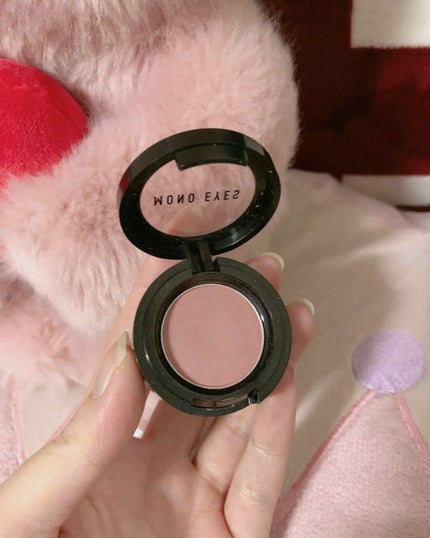 モノアイズ アイシャドウ/ARITAUM/単色アイシャドウを使ったクチコミ(2枚目)