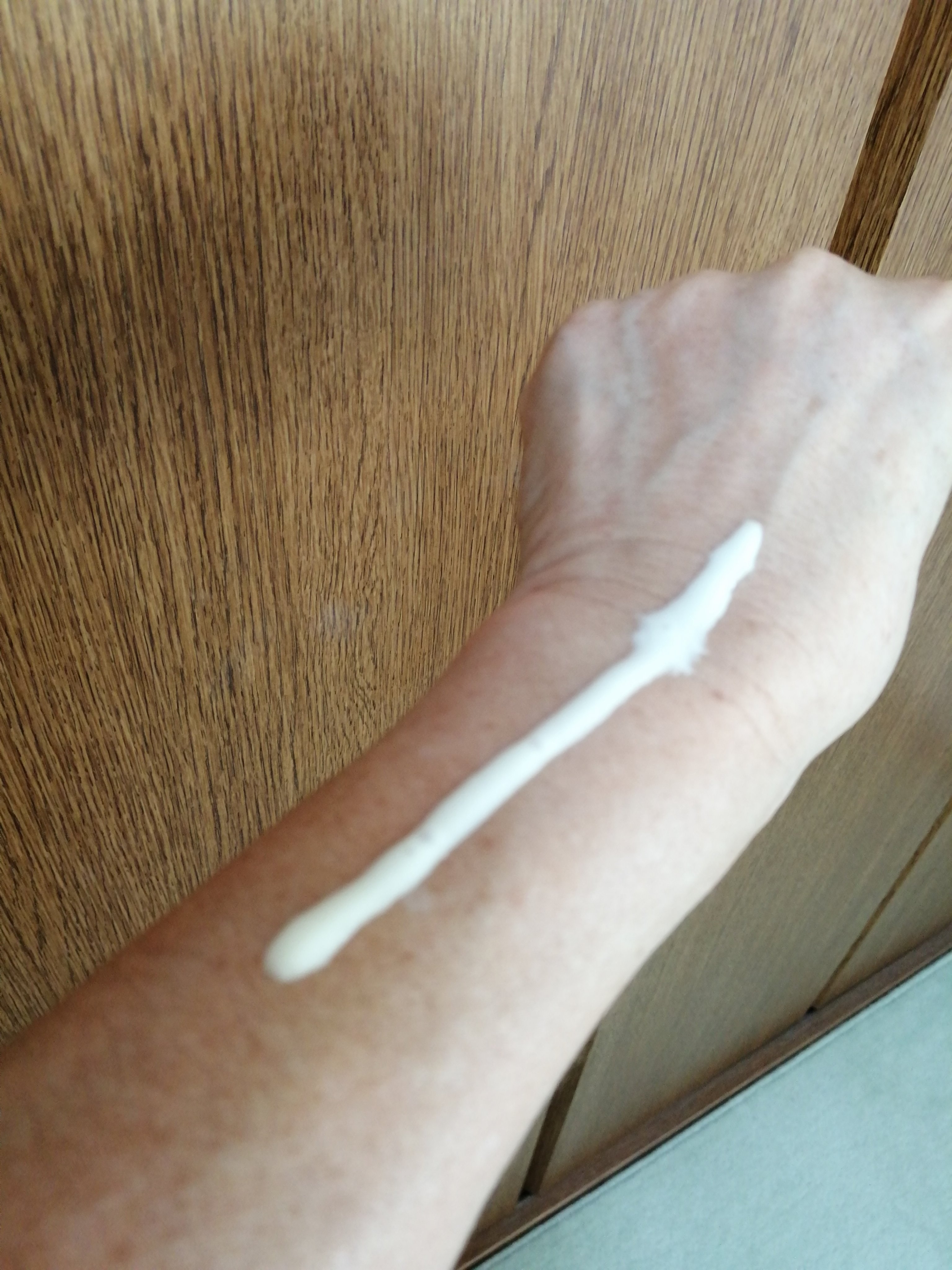 スキンアクア スーパーモイスチャー バリアUVジェル/スキンアクア/日焼け止めジェルを使ったクチコミ（2枚目）