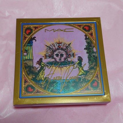 スモール アイシャドウ X 9: ファイティング フォー ザ ビューティー オブ フルイディティ/M・A・C/アイシャドウパレットを使ったクチコミ(3枚目)