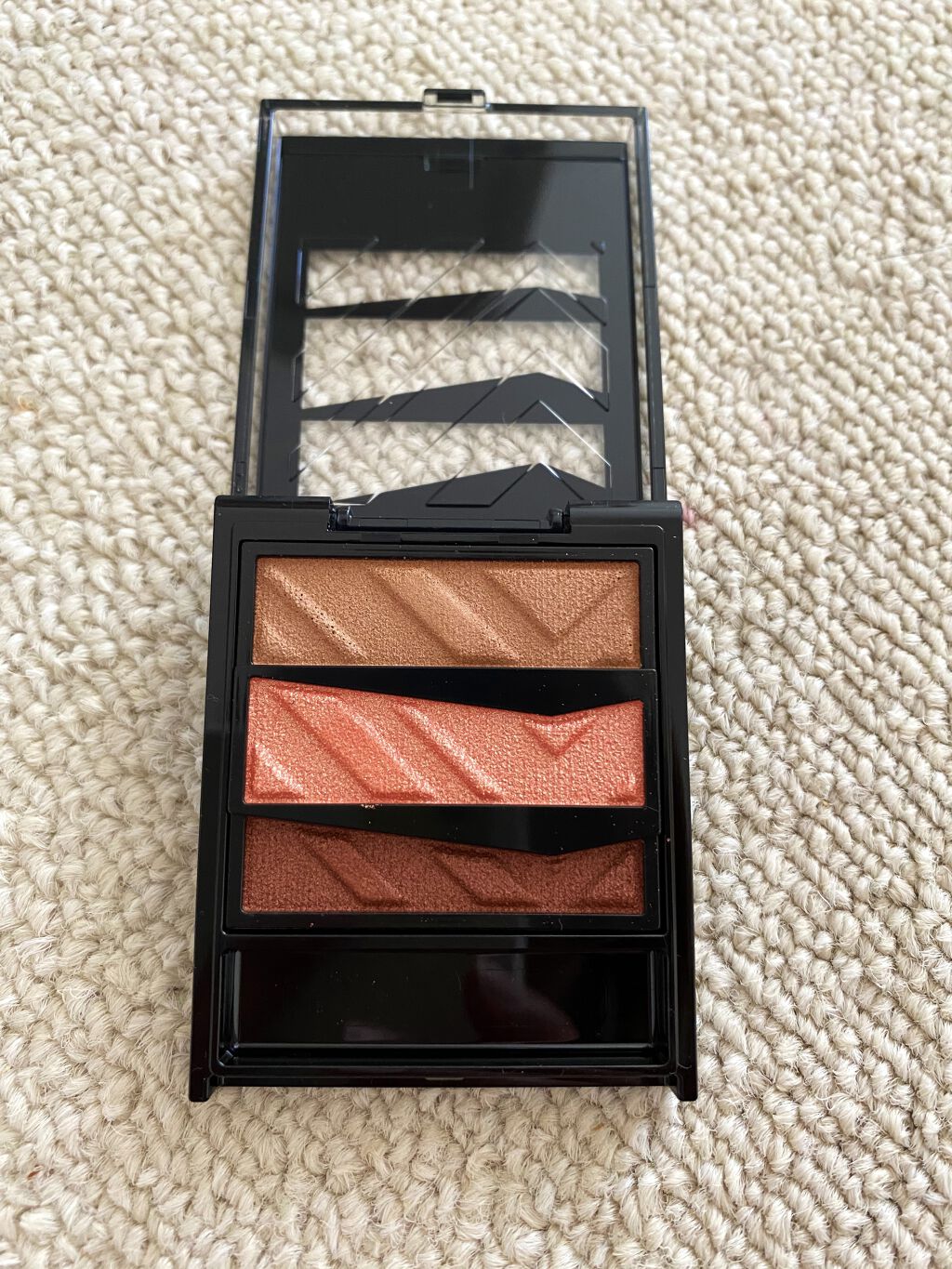 パーツリサイズシャドウ/KATE/アイシャドウパレットを使ったクチコミ（2枚目）