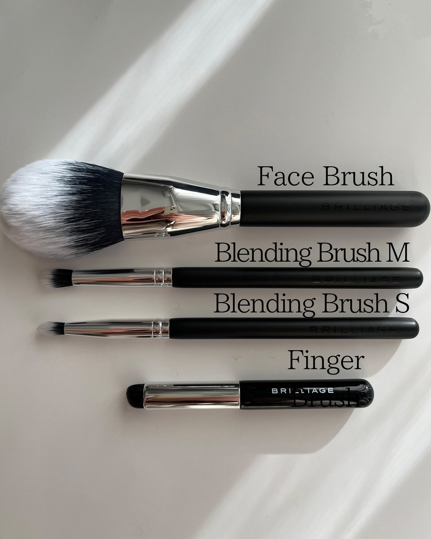 フィンガーブラシ /ブリリアージュ/メイクブラシを使ったクチコミ(2枚目)