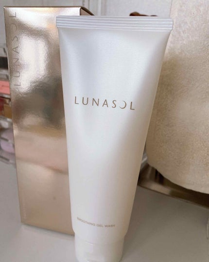スムージングジェルウォッシュ/LUNASOL/洗顔フォームを使ったクチコミ(1枚目)