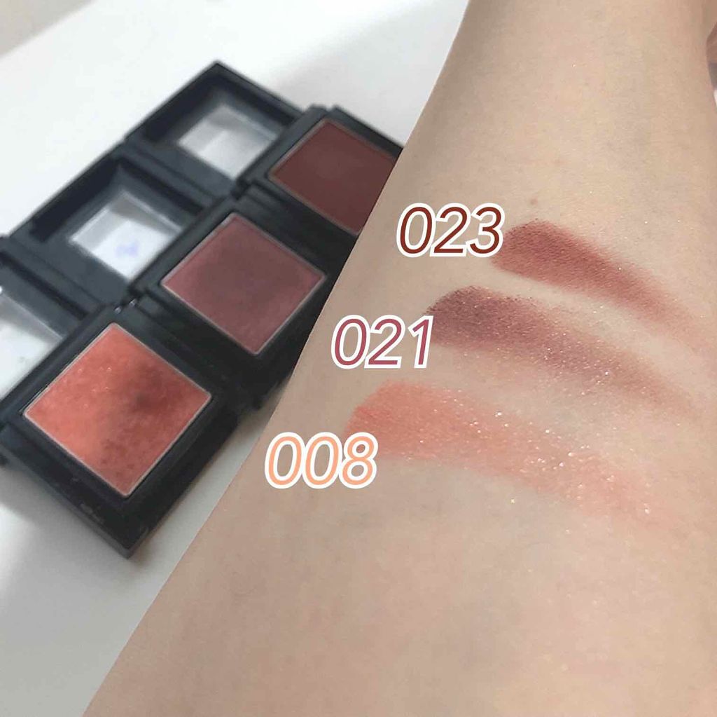 ヴィセ アヴァン シングルアイカラー/Visée/単色アイシャドウを使ったクチコミ(2枚目)