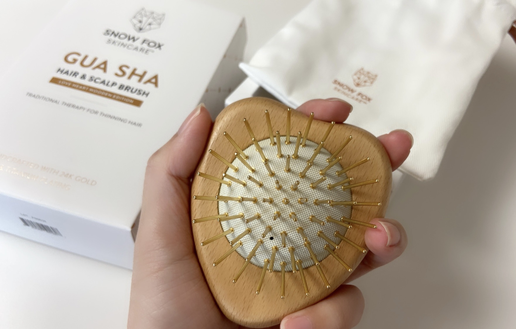 プレミアム FOX カッサ ウッド ミニハート ヘアブラシ/SNOW FOX SKINCARE/ヘアブラシを使ったクチコミ（3枚目）