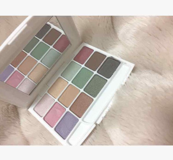 本当に100円!?セリアで人気の優秀コスメ・メイク用品14選!