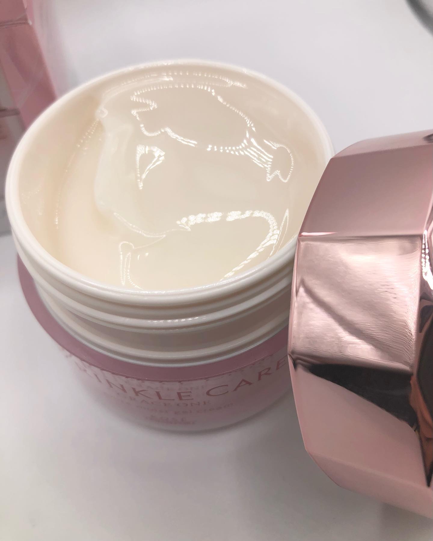 リンクルケア ホワイト モイストジェルクリーム/グレイスワン/オールインワン化粧品を使ったクチコミ（2枚目）