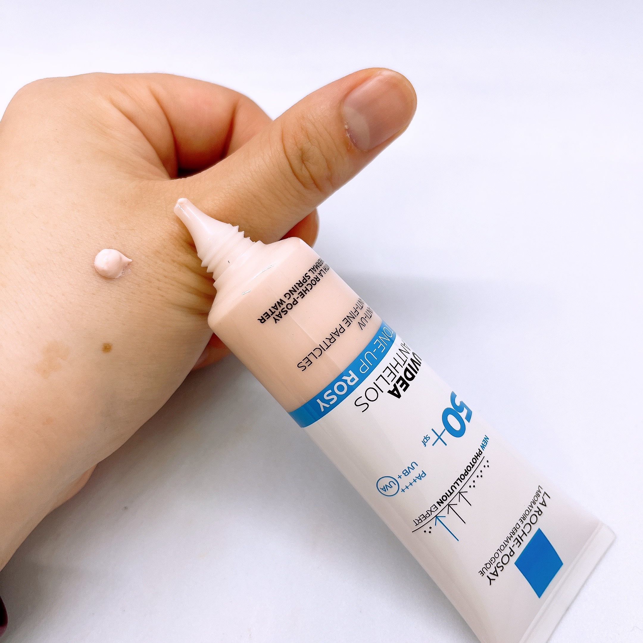 UVイデア XL プロテクショントーンアップ ローズ/ラ ロッシュ ポゼ/日焼け止めクリームを使ったクチコミ（3枚目）