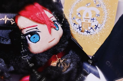 駿河*イラストレビューの人 on LIPS 「\シャネルのホリデーラッピングとチャームめちゃかわ!!/コスメ..」(3枚目)