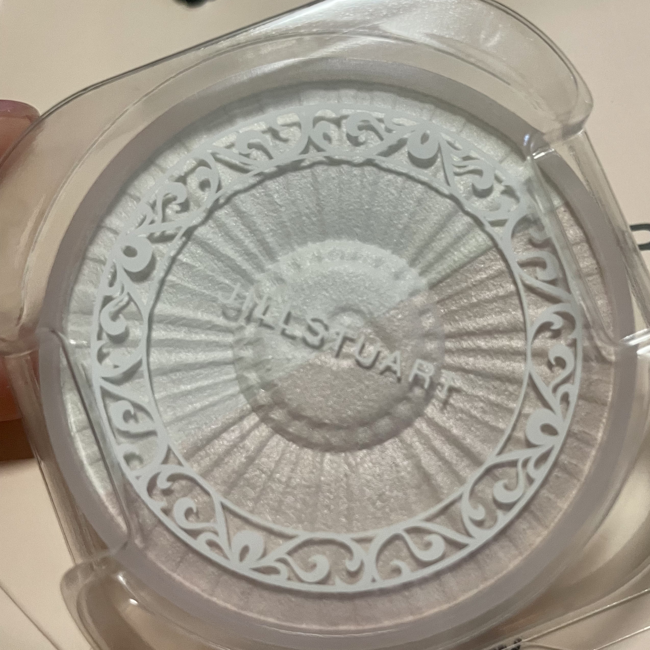 デュアル ルーセントグロウ　セッティングパウダー 02 silky pink/JILL STUART/プレストパウダーを使ったクチコミ（2枚目）