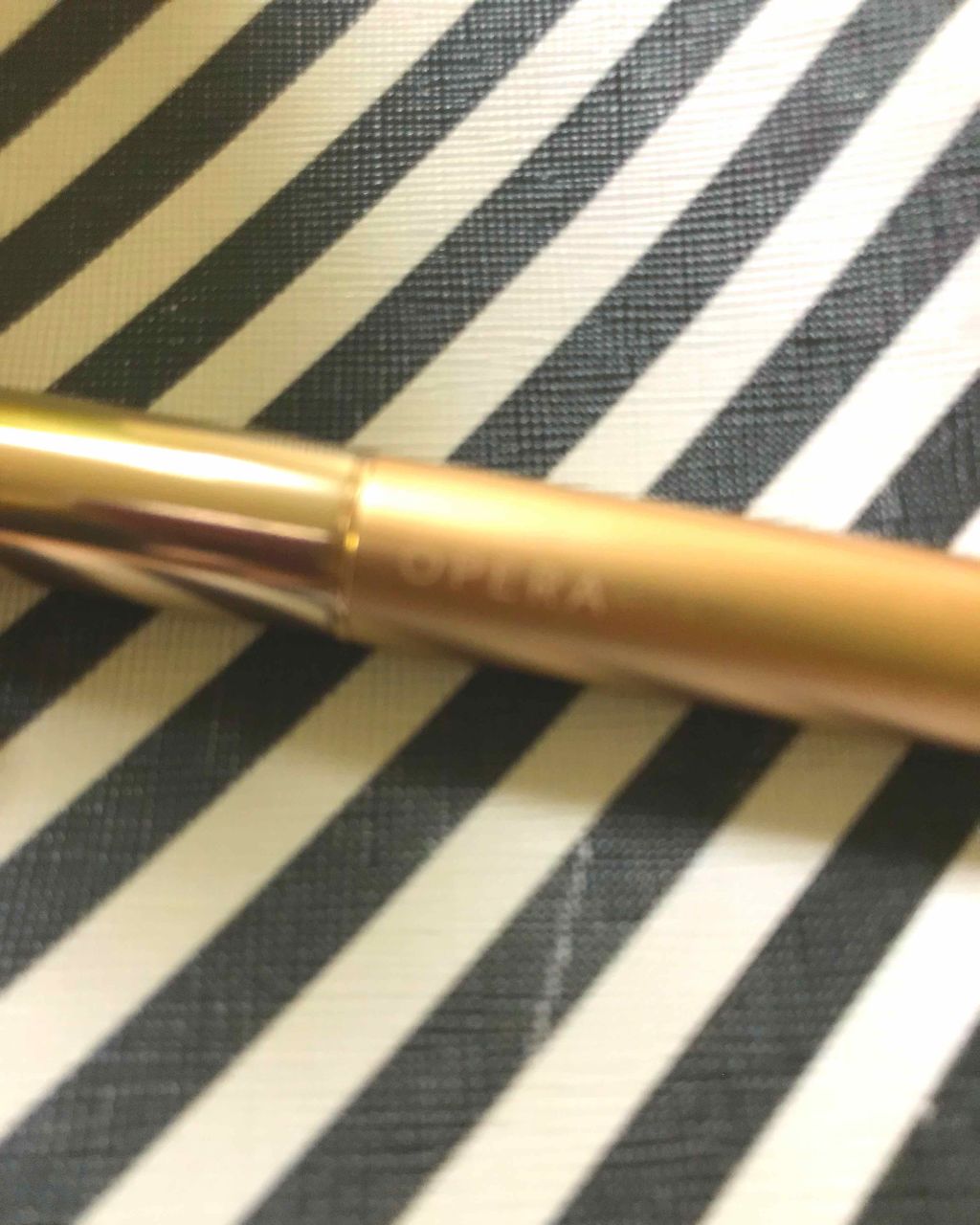 ヴォリュプテ プランプインカラー/YVES SAINT LAURENT BEAUTE/口紅を使ったクチコミ（3枚目）