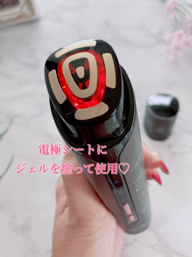 NiZmir RF多機能美顔器のクチコミ「NiZmir
RF多機能美顔器
꧁ ————————————————————꧂

RF ｛シワ.....」（3枚目）