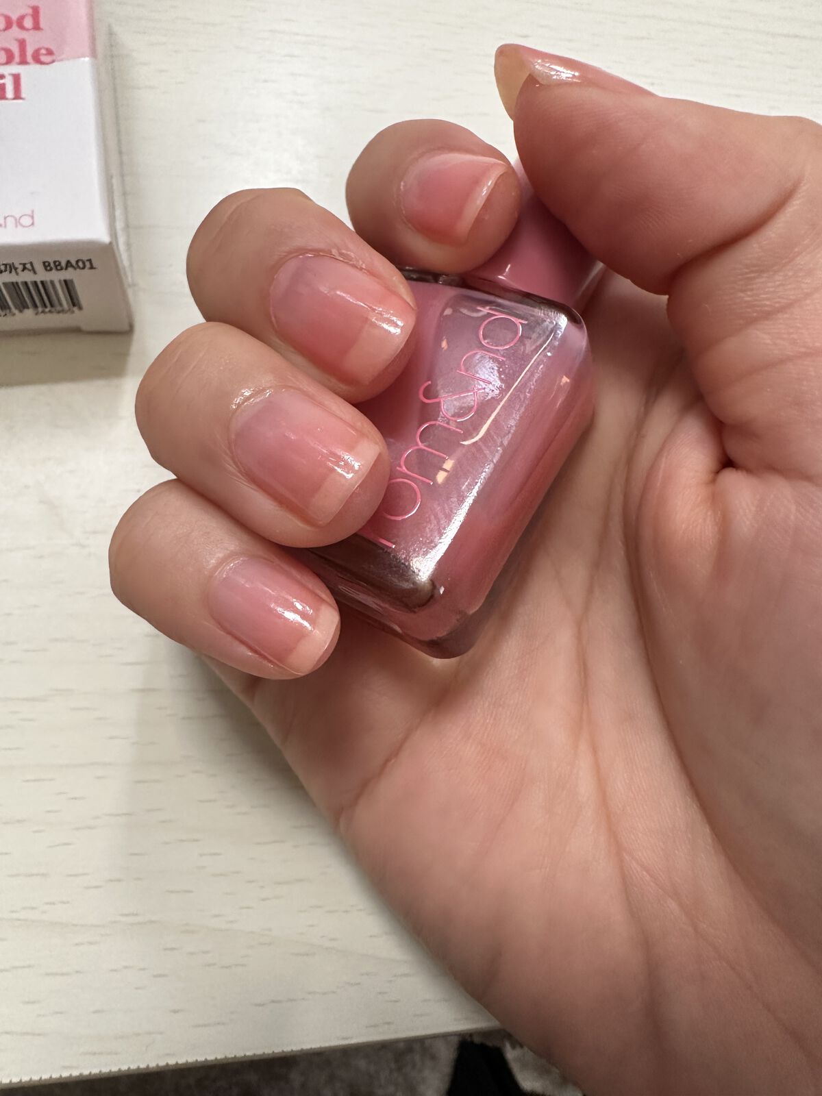 ムードペブルネイル 16 mamang Berry/rom&nd/マニキュアを使ったクチコミ（2枚目）