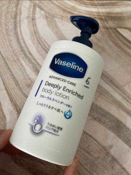 ディープリーエンリッチド ボディローション フローラルラベンダーの香り/ヴァセリン/ボディローションを使ったクチコミ(1枚目)