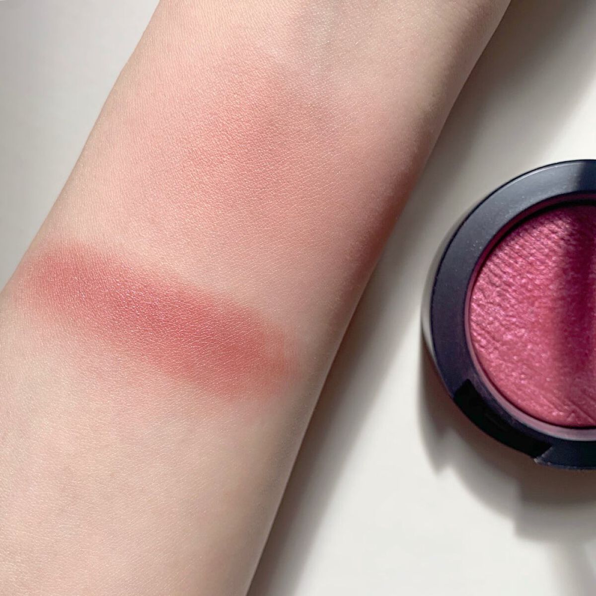 エクストラ ディメンション ブラッシュ ラップド キャンディ/M・A・C/パウダーチークを使ったクチコミ（2枚目）