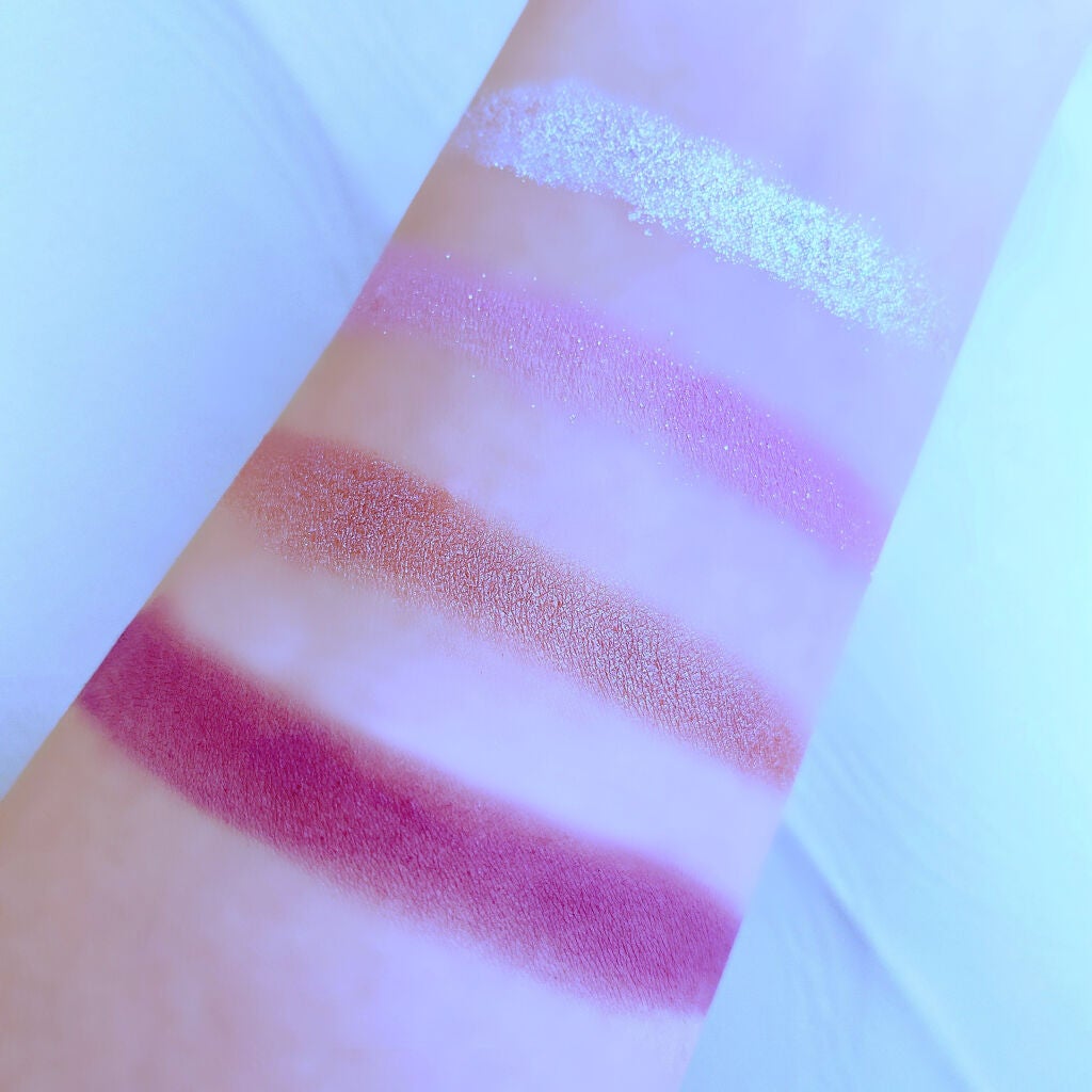 Labelle Of The Ball/ColourPop/アイシャドウパレットを使ったクチコミ(7枚目)