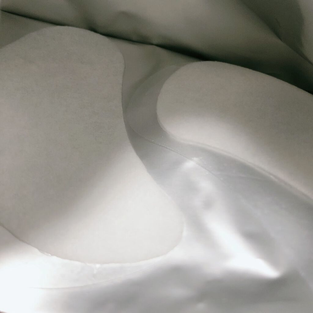 ビオレ てごたえ 寝ている間のうるおい集中ケアパック/ビオレ/シートマスク・パックを使ったクチコミ（2枚目）