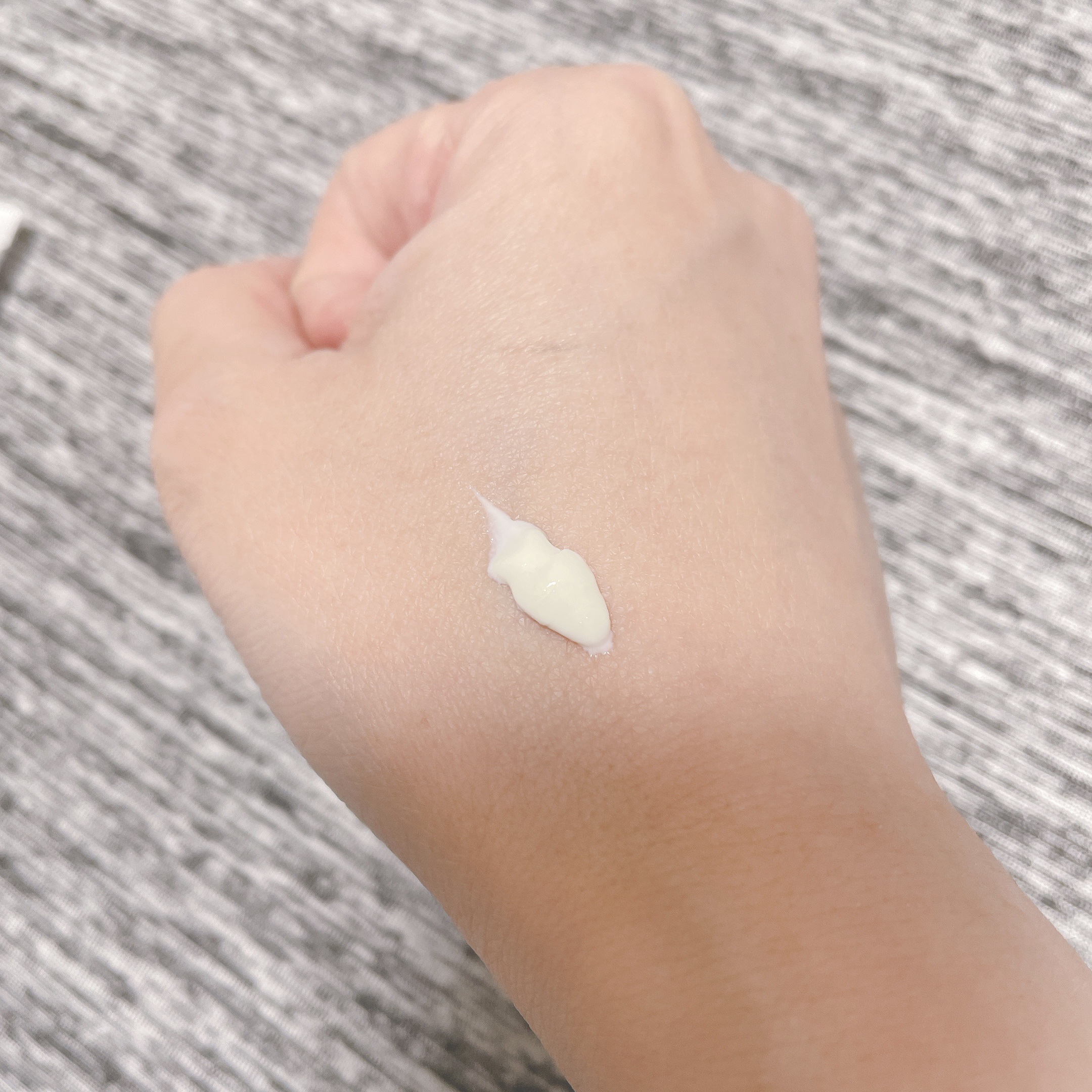 プリメラ リペアリング セラカプセル UVプロテクター/primera/日焼け止めクリームを使ったクチコミ（2枚目）