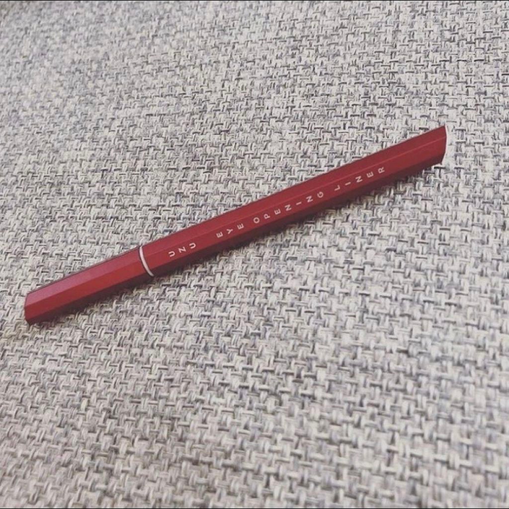 EYE OPENING LINER/UZU BY FLOWFUSHI/リキッドアイライナーを使ったクチコミ(1枚目)