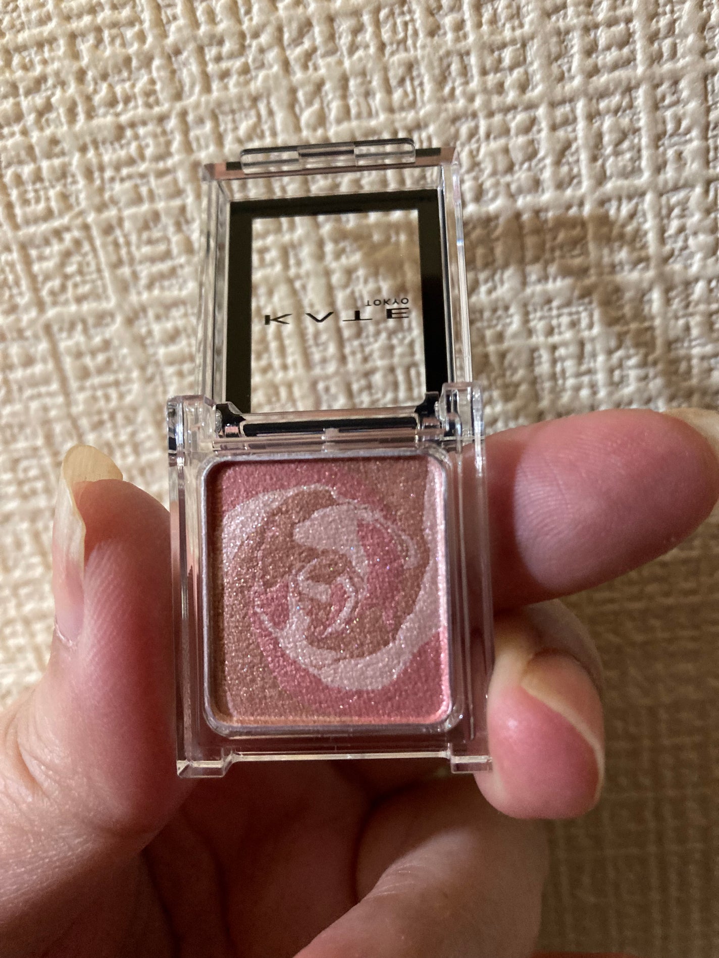 ザ アイカラー(マーブルインク)/KATE/単色アイシャドウを使ったクチコミ(4枚目)