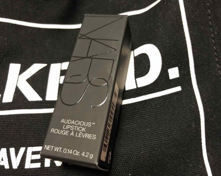オーデイシャスリップスティック/NARS/口紅を使ったクチコミ(2枚目)