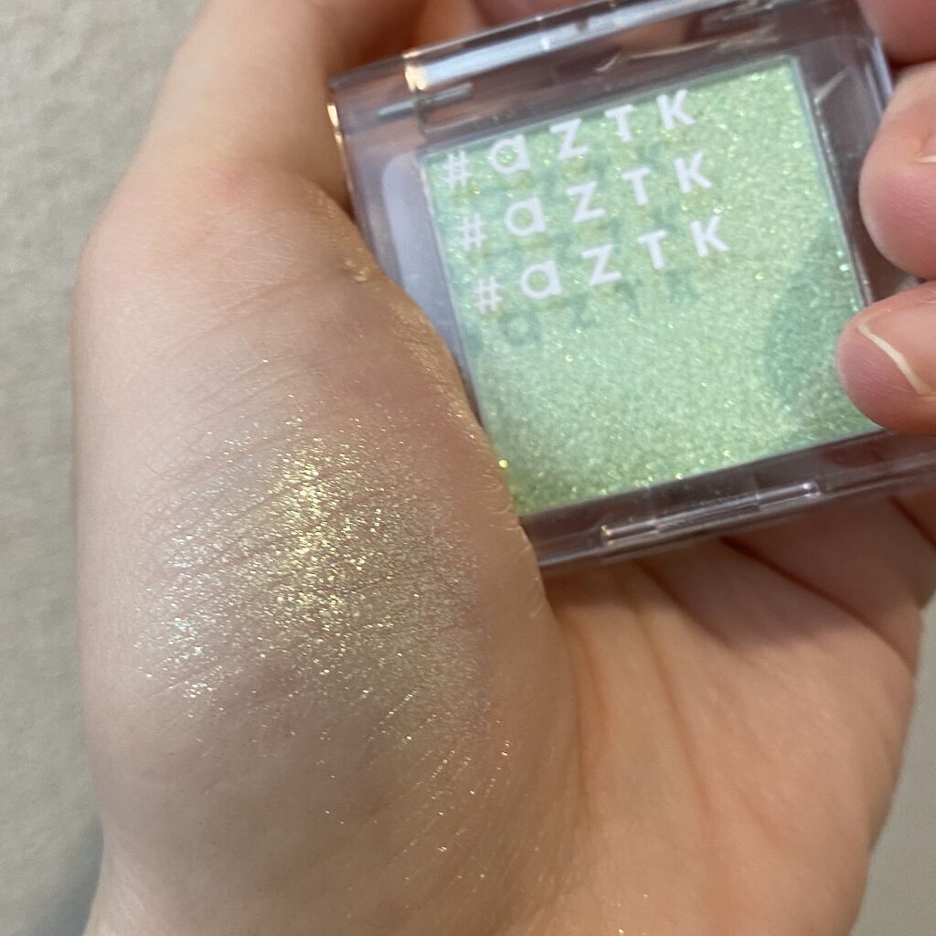 シングルアイシャドウ 07 アイスグリーン/aZTK/単色アイシャドウを使ったクチコミ（3枚目）