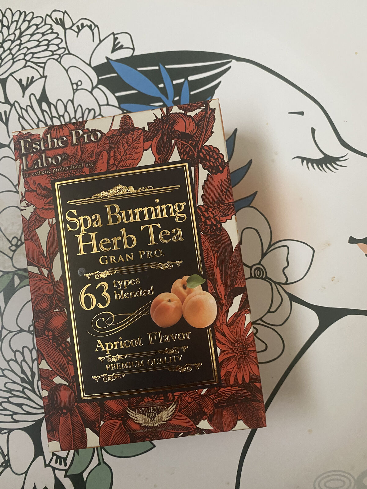 ハーブティー飲んでみました
────────────
サロン専売品ですが
4枚目の写真のようにAmazon
で、購入する事ができます

このハーブティは
冷え性に効くらしく
痩せやすくなるみたい

この時期
脂肪がどうしてもつきやすいので
